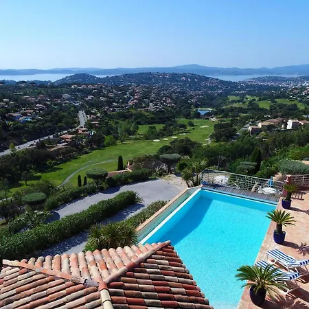 Вилла Villa Pass, Golf De Sainte-Maxime