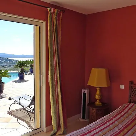 Вилла Villa Pass, Golf De Sainte-Maxime