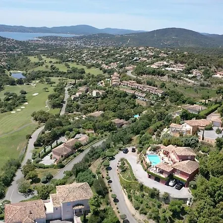 Вилла Villa Pass, Golf De Sainte-Maxime *